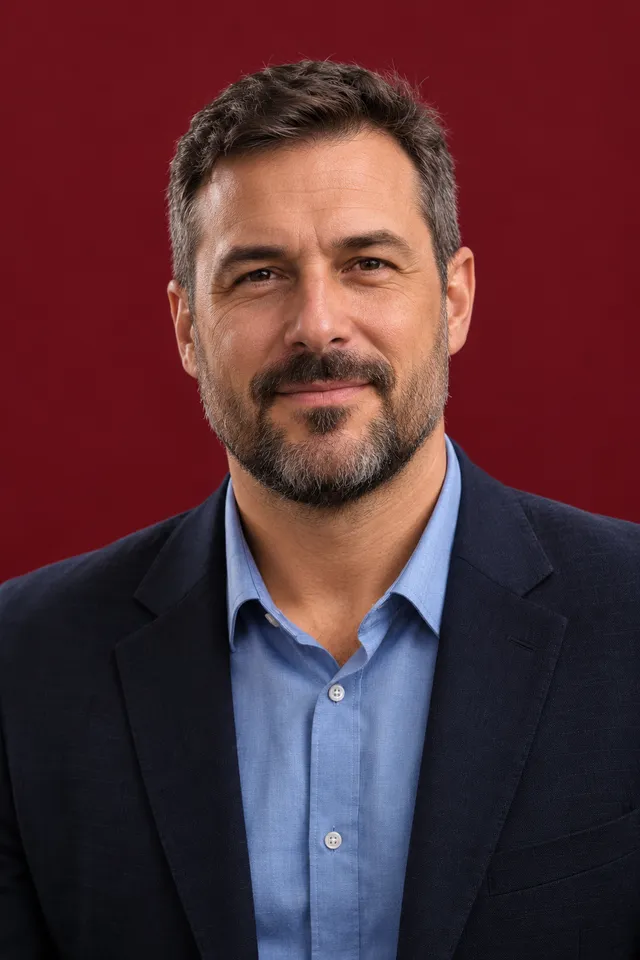 Retrato de Martín Ibarra, coordinador de seguridad y mantenimiento en Familia en Juego